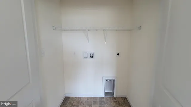 $336,900 | 2670 Victorian Drive, Dover, PA 17315