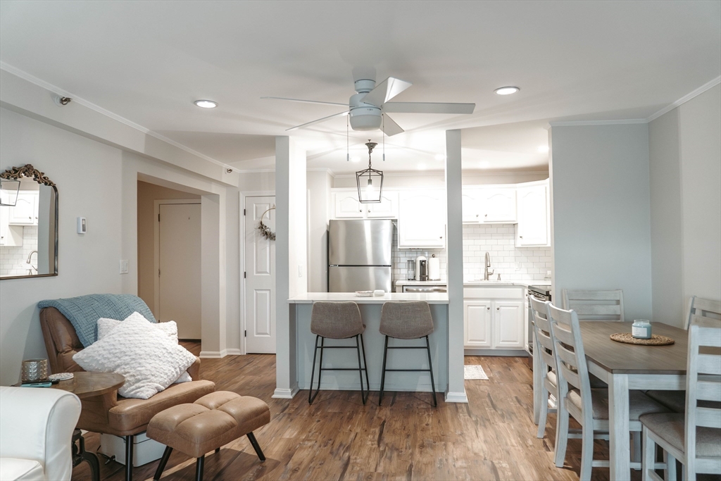 12 Summit Avenue, Unit 4 Beverly, MA 01915 - Photo 2 of 22