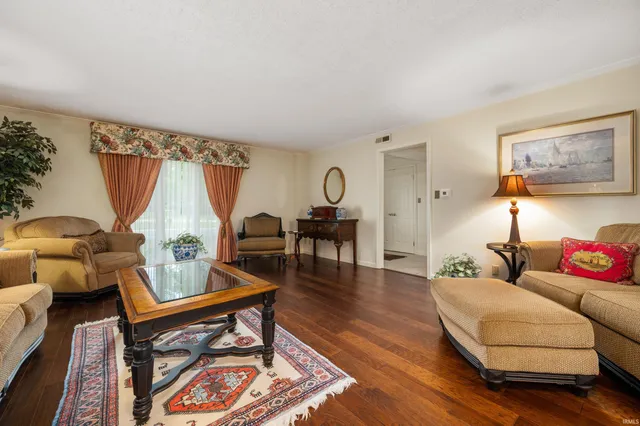 $204,000 | 4501 Wheeling Avenue, Unit 3106, Muncie, IN 47304