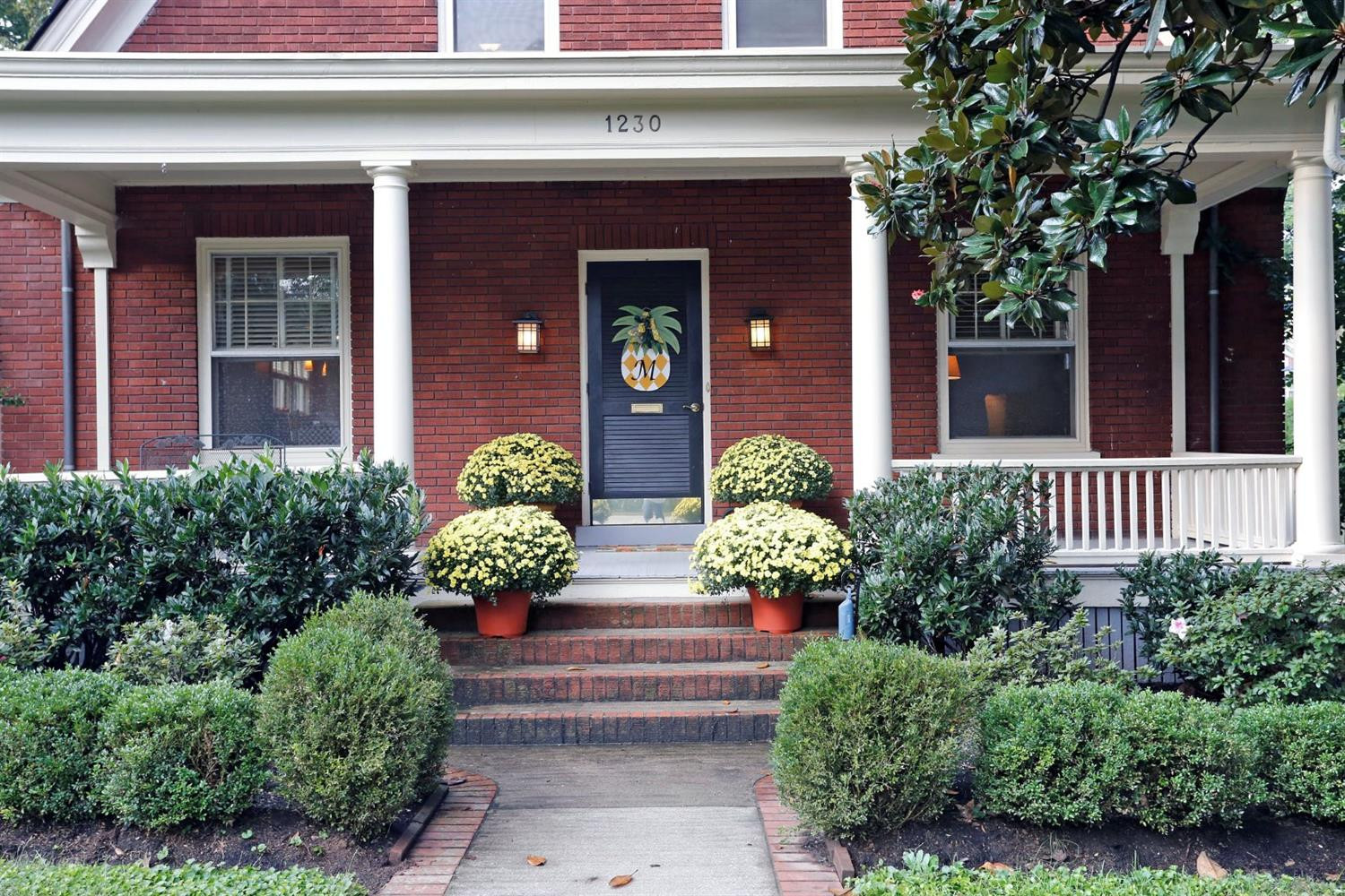 1230 Fincastle Road Lexington, KY 40502 - Photo 2 of 35 Photo 2