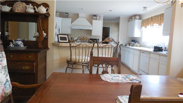 7443 Chowning Road Springfield, TN 37172 - Photo 8 of 15 Kitchen dining combo.