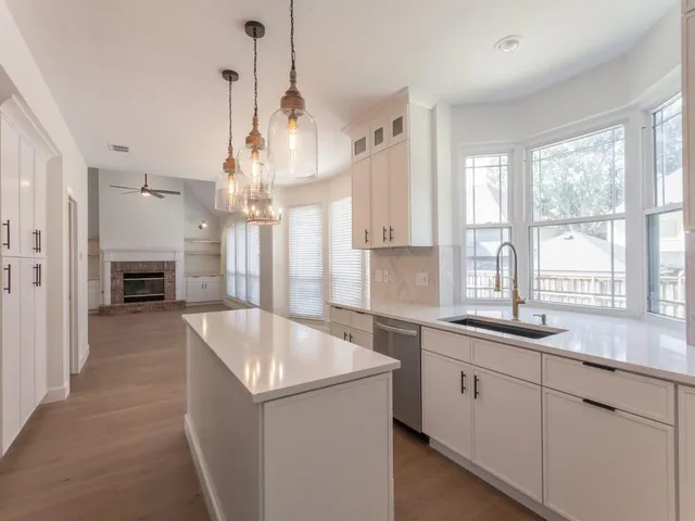 $825,000 | 1041 Woodbriar Drive, Grapevine, TX 76051