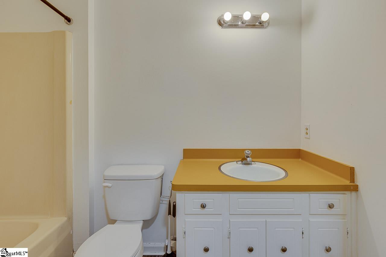 3622 Parris Bridge Road Boiling Springs, SC 29316 - Photo 18 of 33 Gallery Image 18