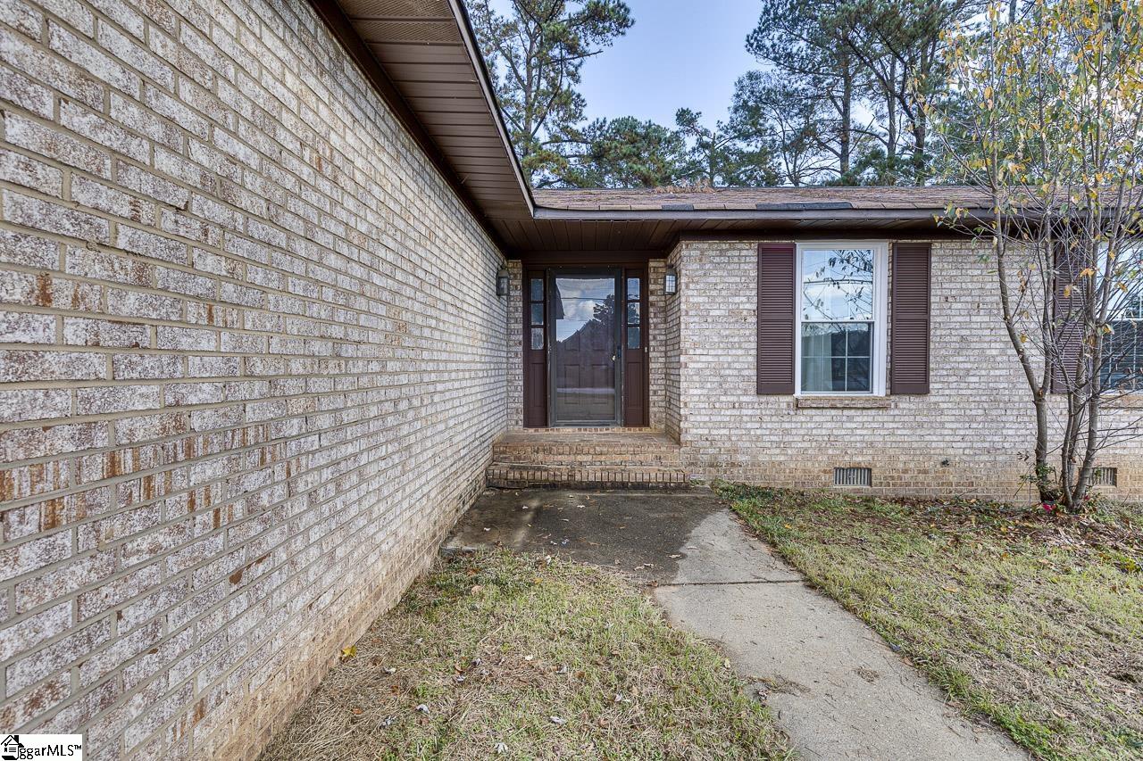 3622 Parris Bridge Road Boiling Springs, SC 29316 - Photo 3 of 33 Gallery Image 3