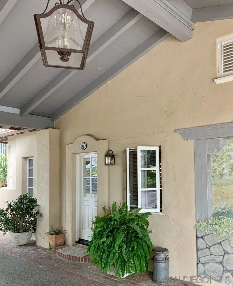 5505 Codorniz Rancho Santa Fe, CA 92067 - Photo 4 of 17