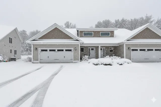 $652,000 | 76 Chase Court, Essex, VT 05452