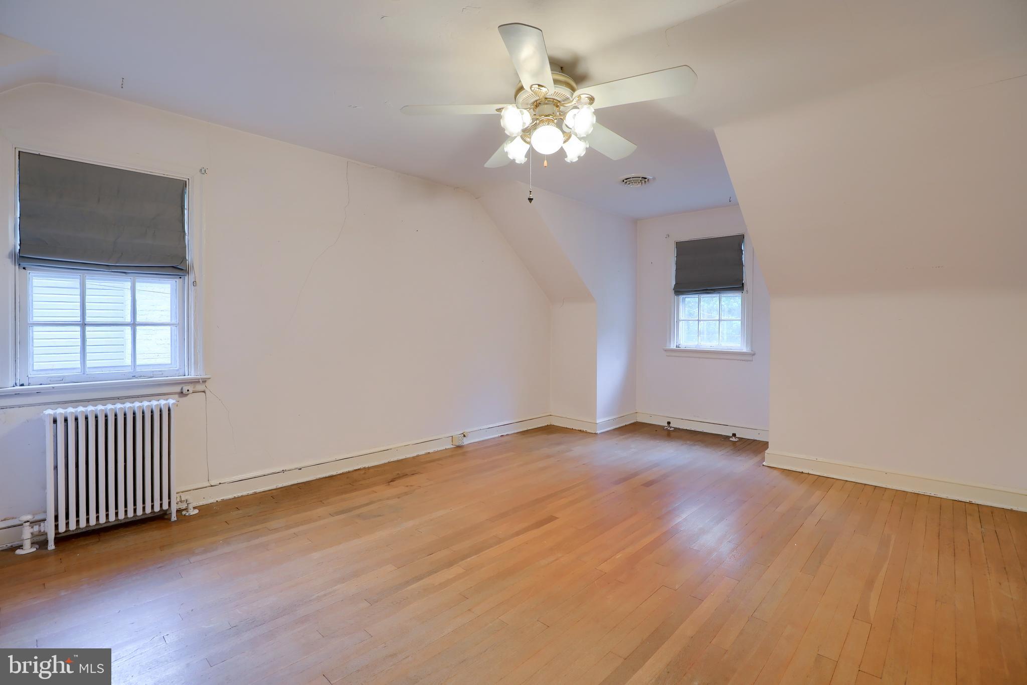 531 Pleasure Road Lancaster, PA 17601 - Photo 20 of 46 Front Bedroom #1