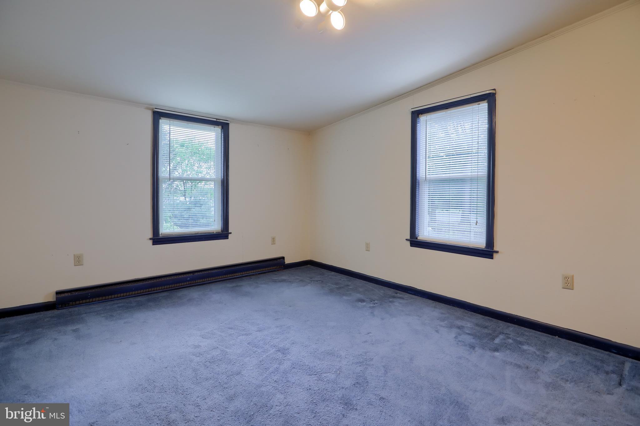 531 Pleasure Road Lancaster, PA 17601 - Photo 23 of 46 Rear Bedroom