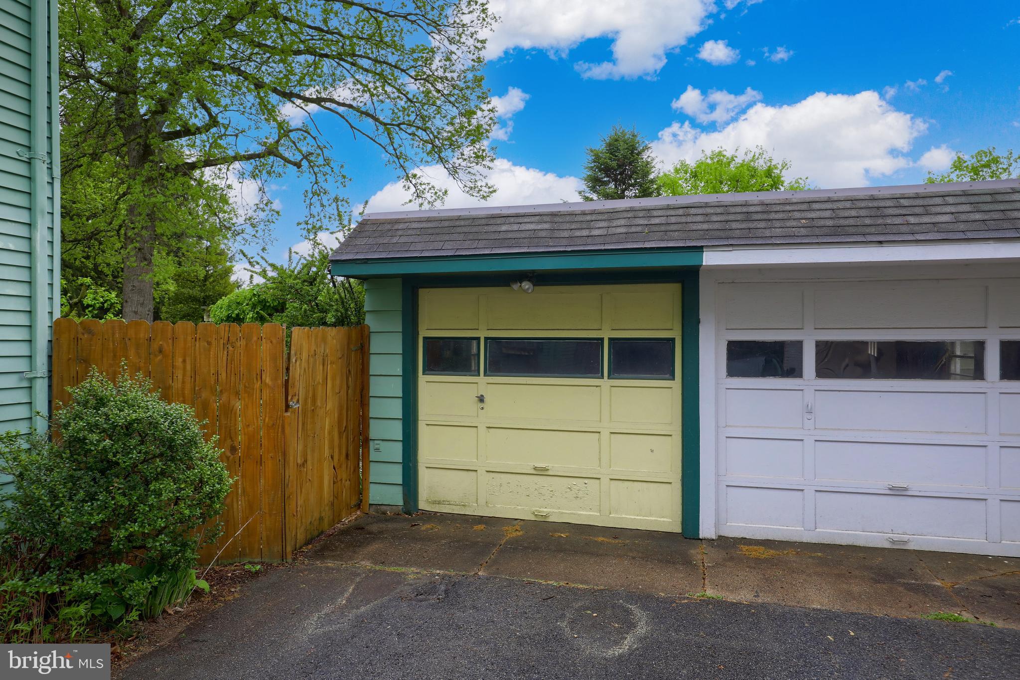 531 Pleasure Road Lancaster, PA 17601 - Photo 24 of 46 Detached One car Garage