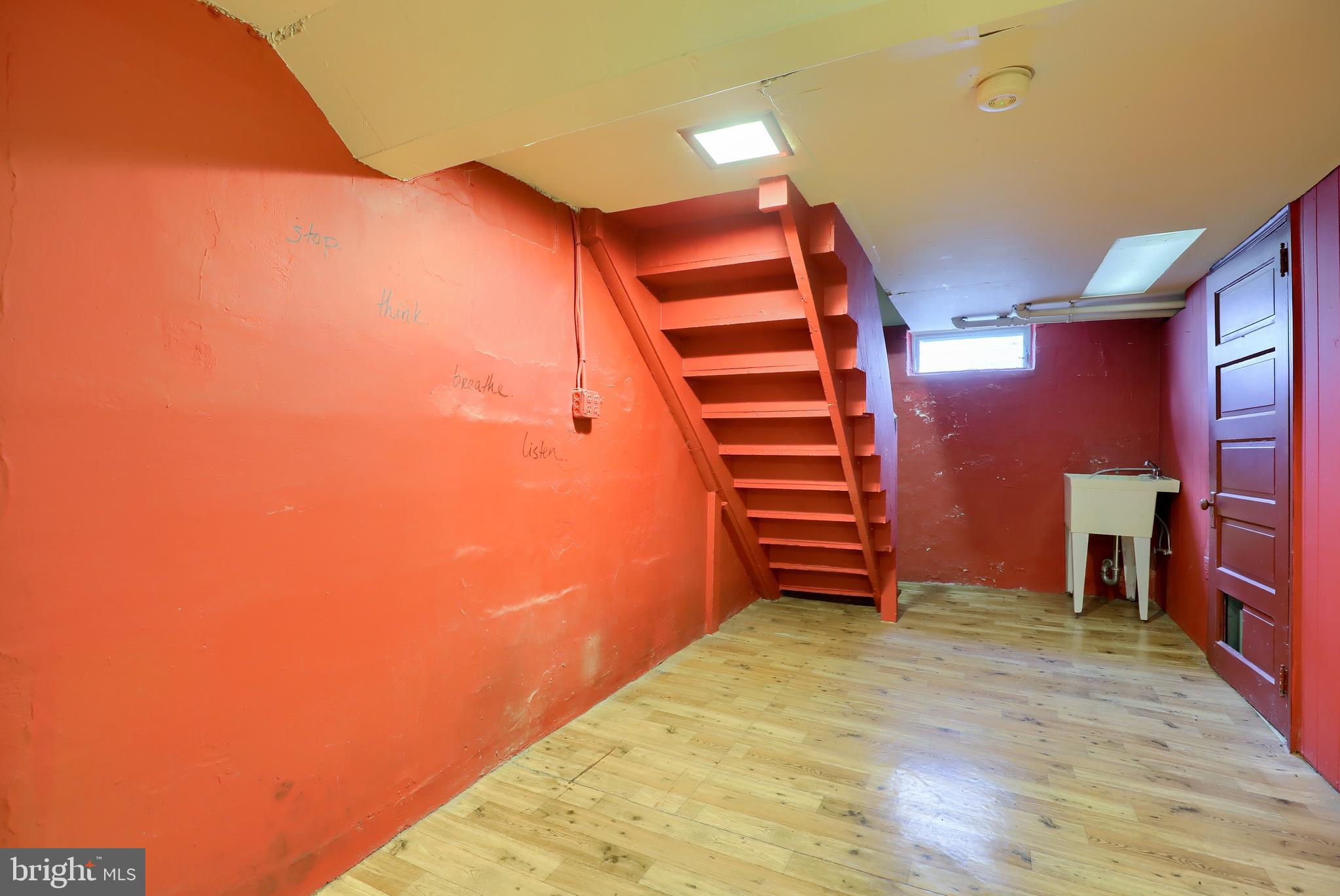 531 Pleasure Road Lancaster, PA 17601 - Photo 25 of 46 Basement Hallway