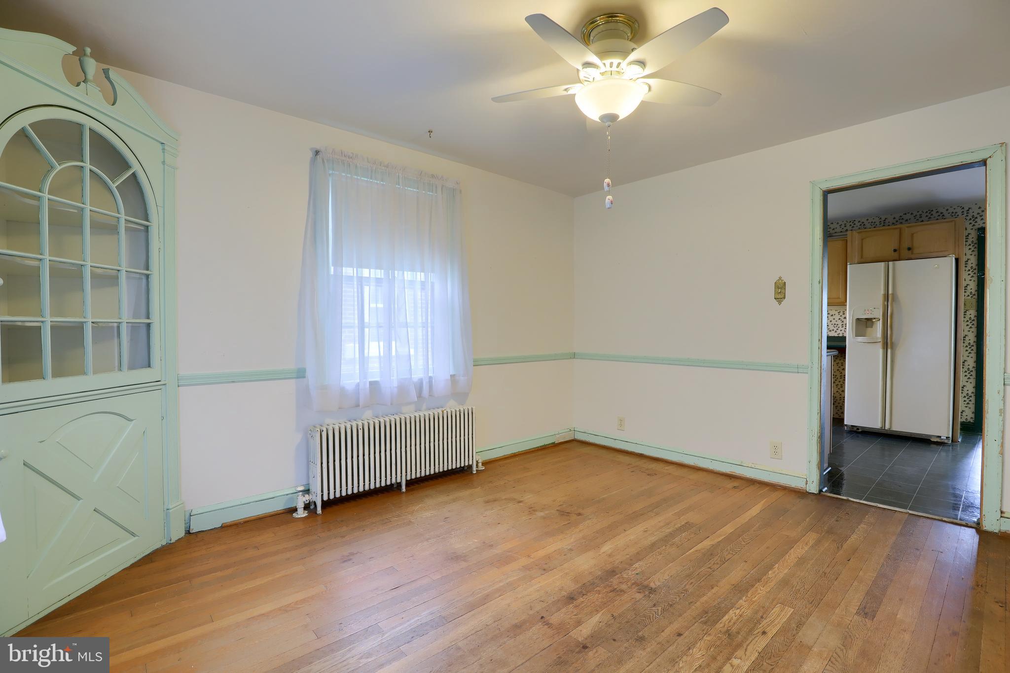 531 Pleasure Road Lancaster, PA 17601 - Photo 39 of 46 Formal Dining Room
