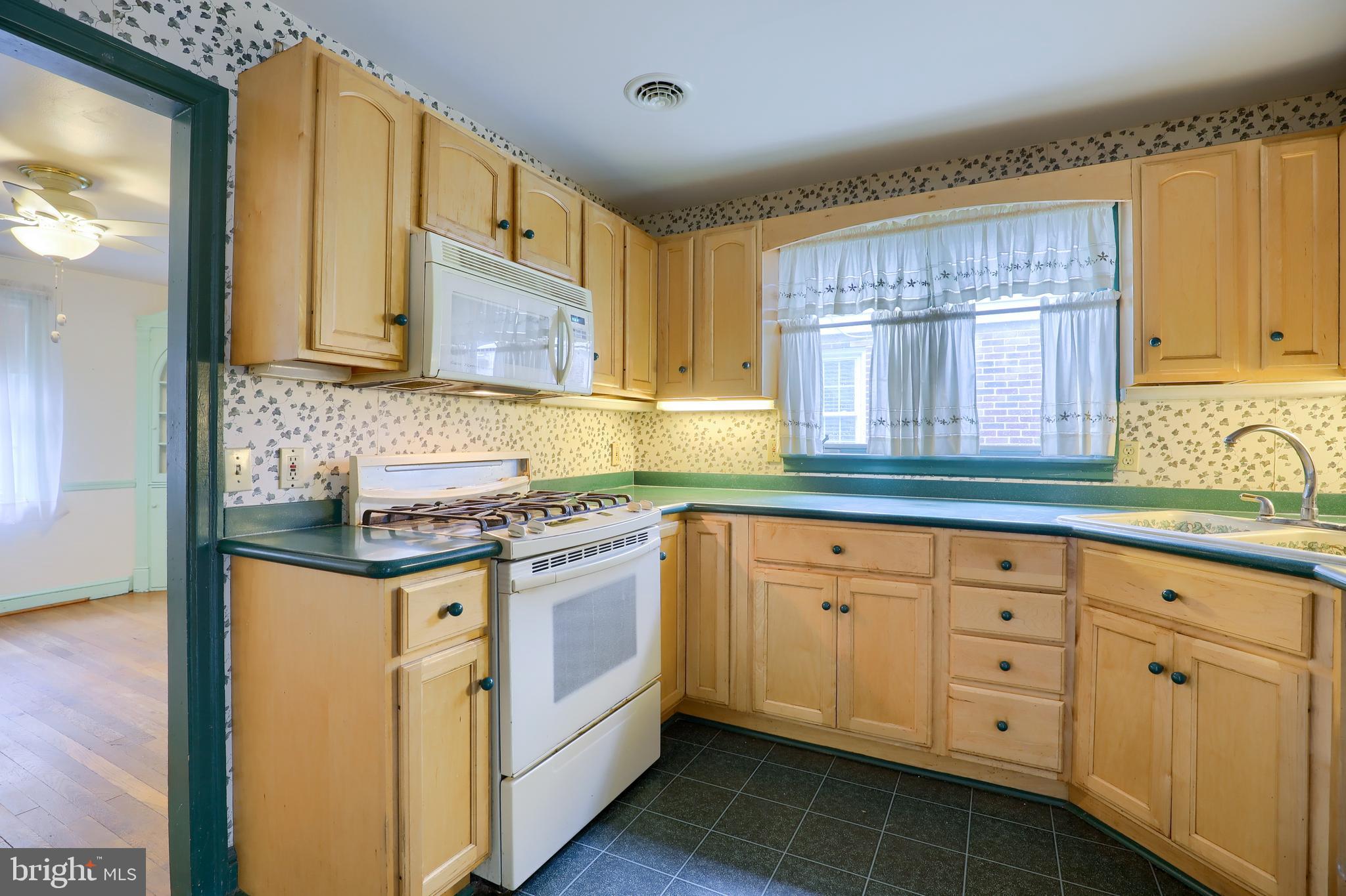 531 Pleasure Road Lancaster, PA 17601 - Photo 5 of 46 Remodeled Kitchen