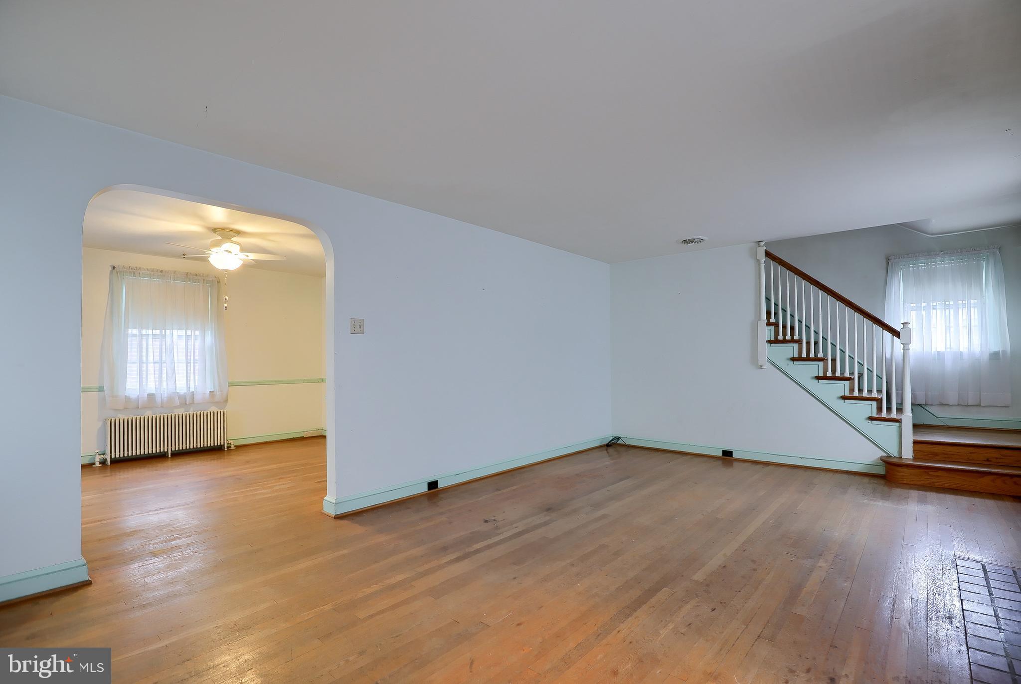 531 Pleasure Road Lancaster, PA 17601 - Photo 42 of 46 Living Room