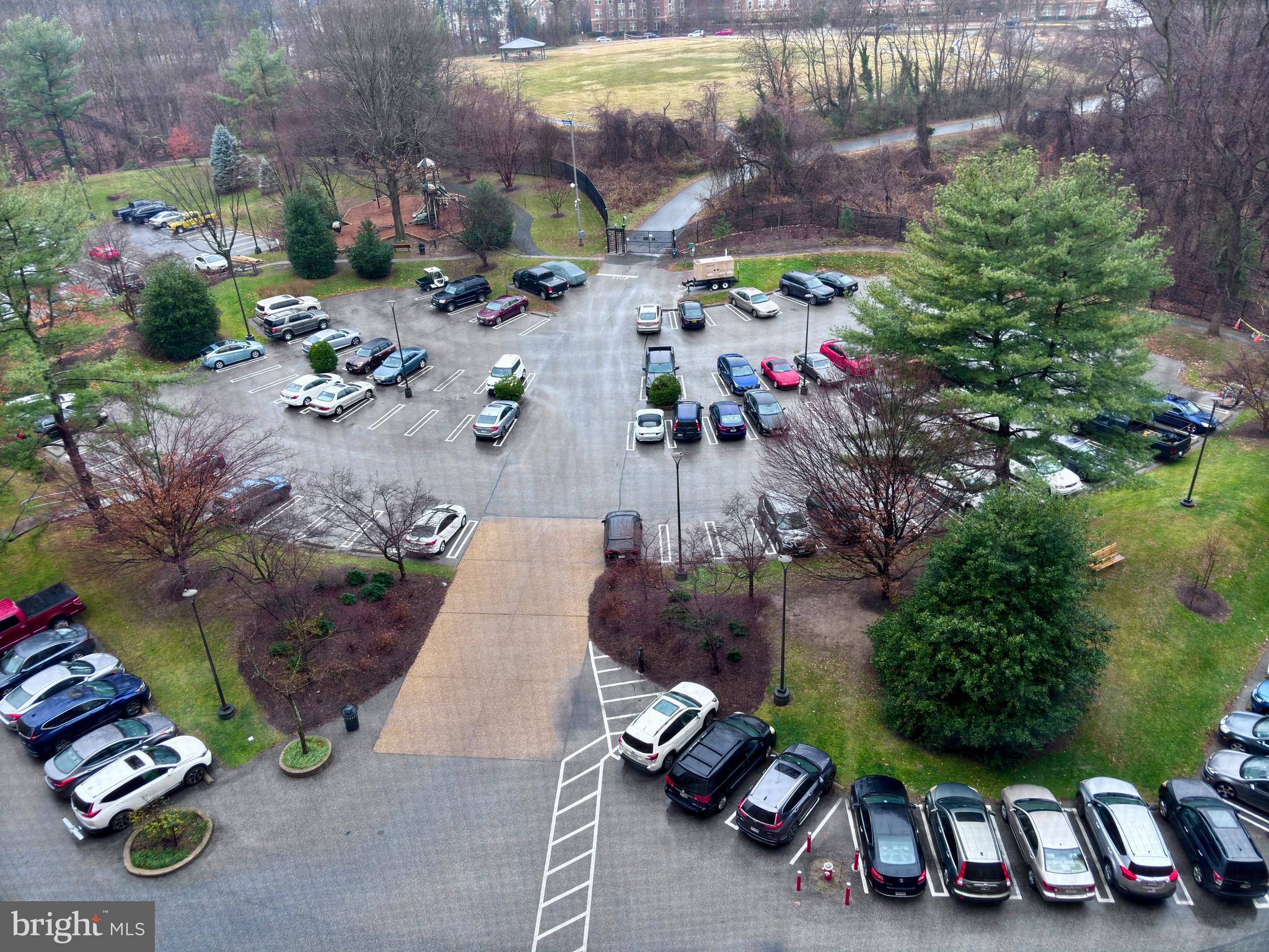 5901 Mt Eagle Drive, Unit 1009 Alexandria, VA 22303 - Photo 12 of 17