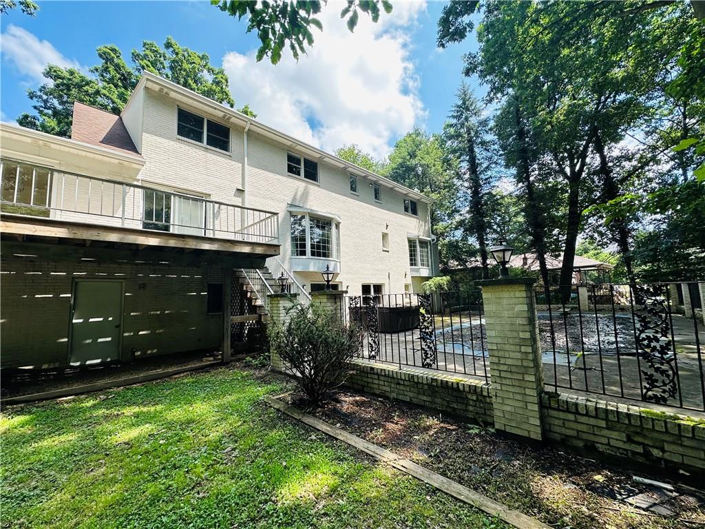816 Belmont Road Butler, PA 16001 - Photo 3 of 39