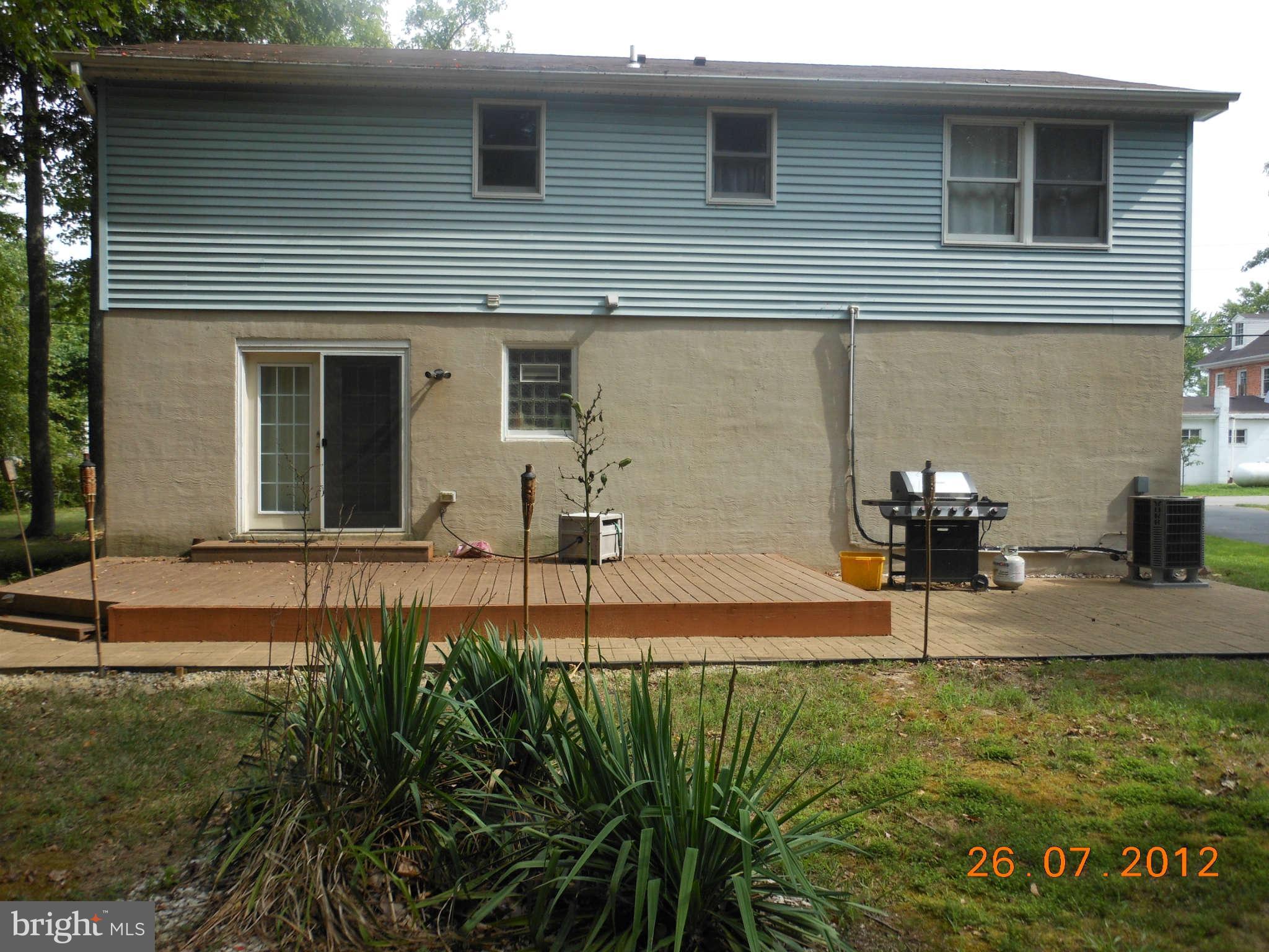 1527 Cedarhurst Road Shady Side, MD 20764 - Photo 2 of 23 Exterior (Rear)