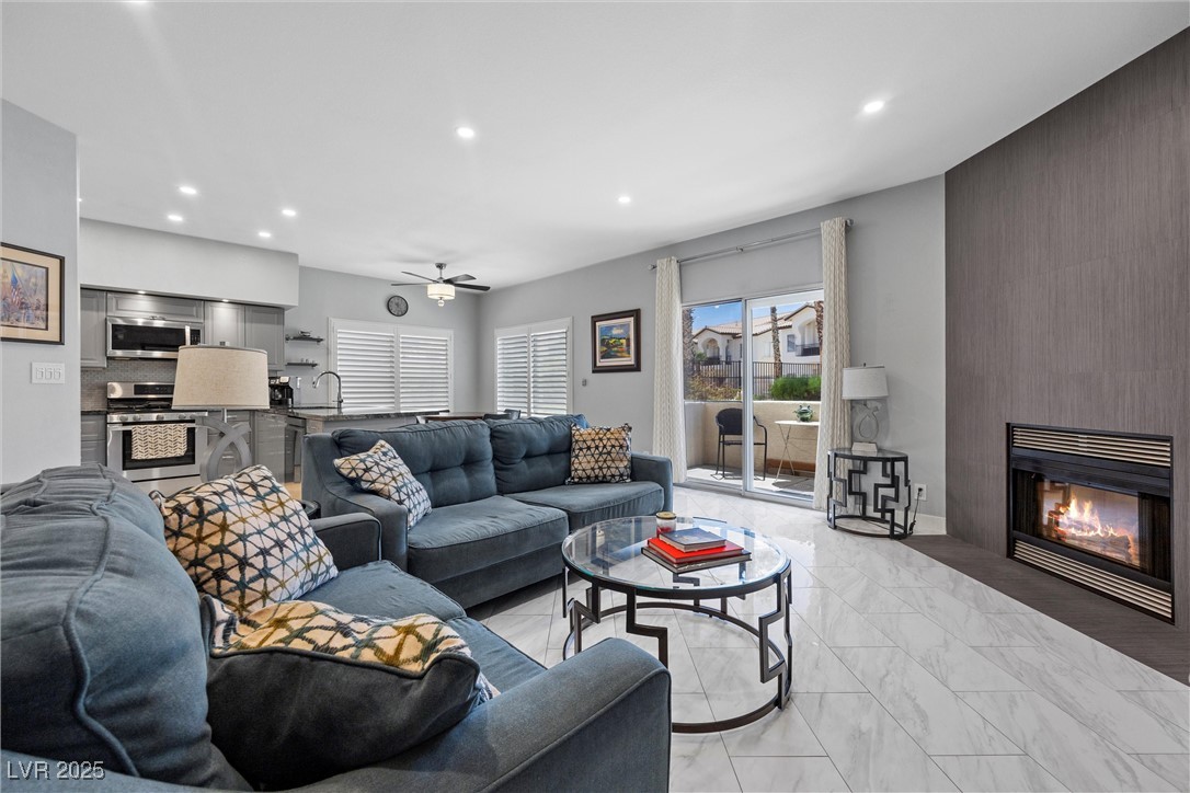 4821 Black Bear Road, Unit 101 Las Vegas, NV 89149 - Photo 12 of 55