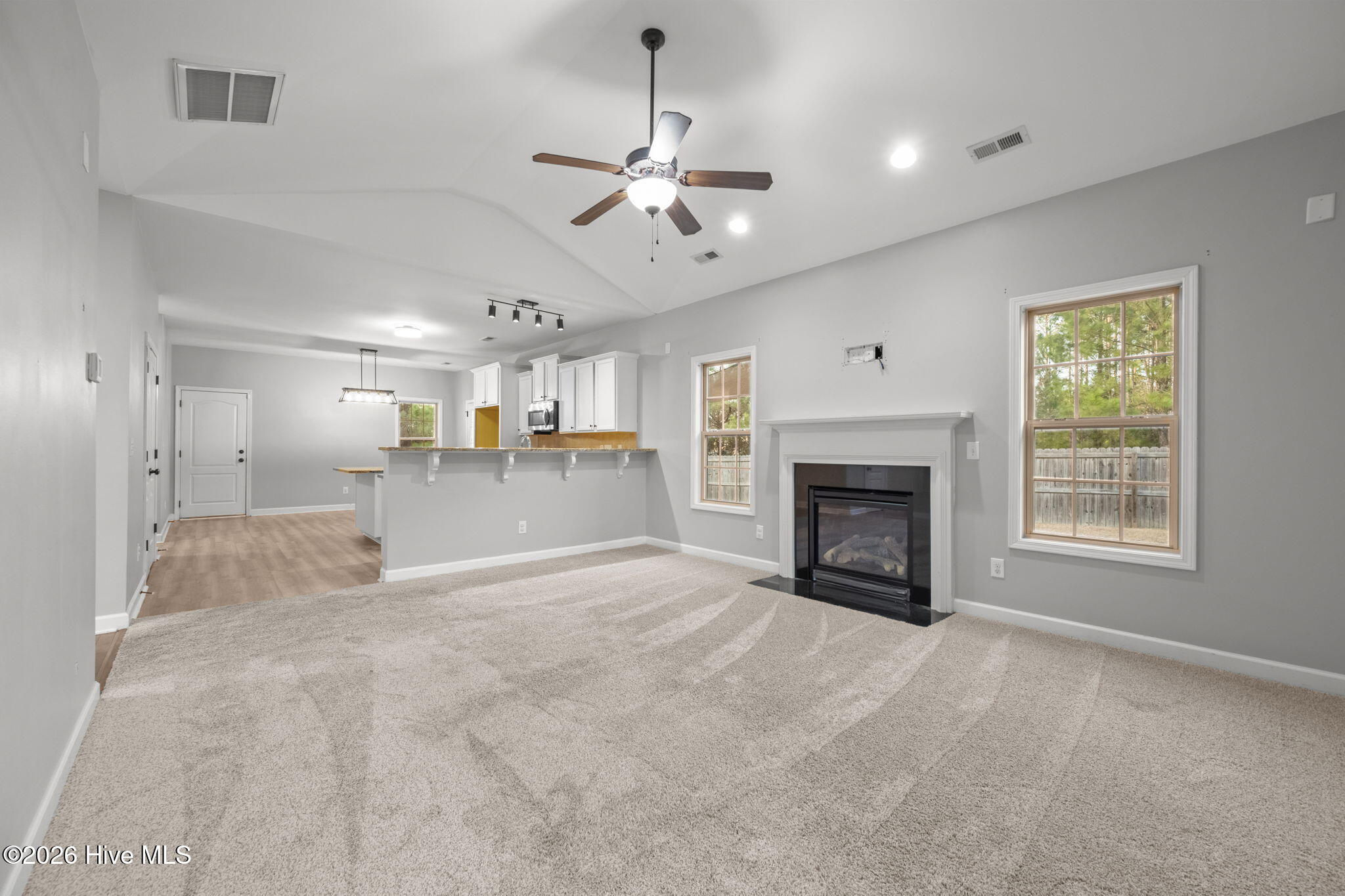 303 First Post Road Jacksonville, NC 28546 - Photo 3 of 50 29-web-or-mls-_RAD1980