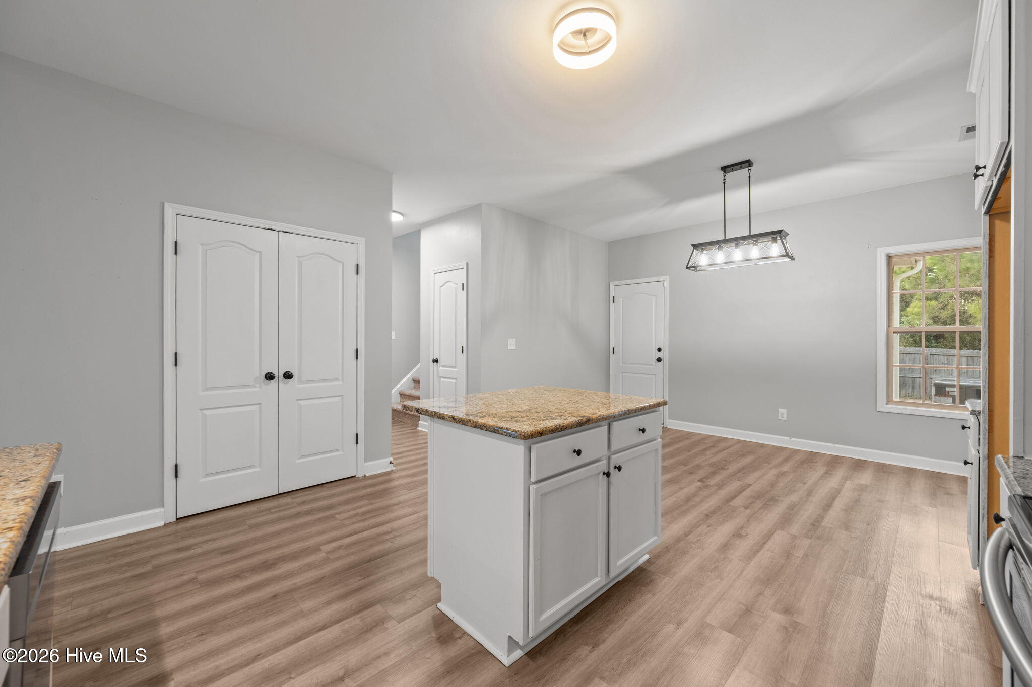 303 First Post Road Jacksonville, NC 28546 - Photo 8 of 50 38-web-or-mls-_RAD2013