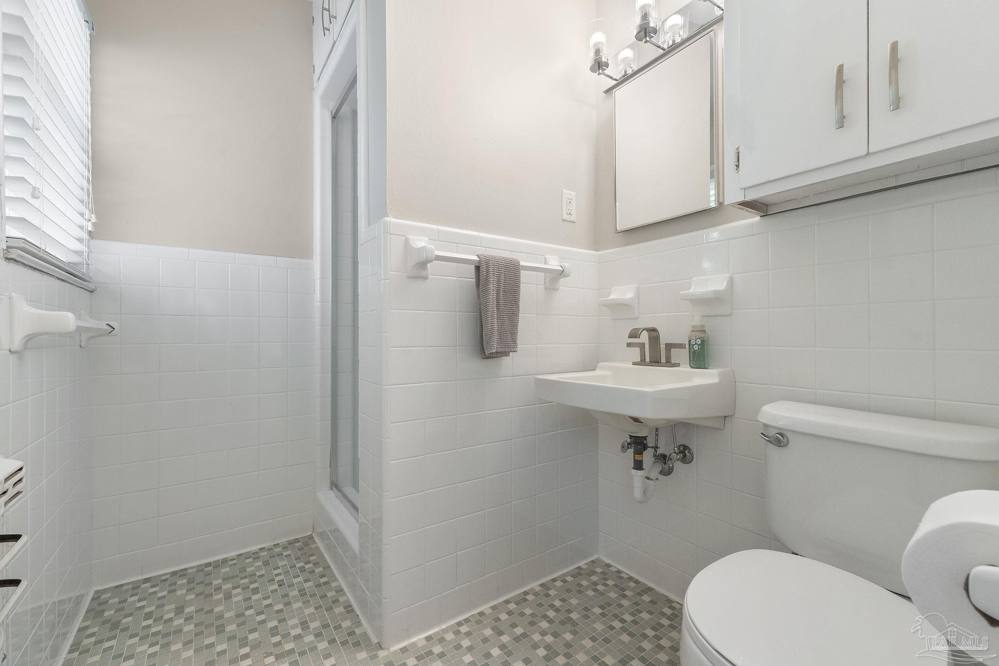 5589 Birch Street Milton, FL 32570 - Photo 16 of 71