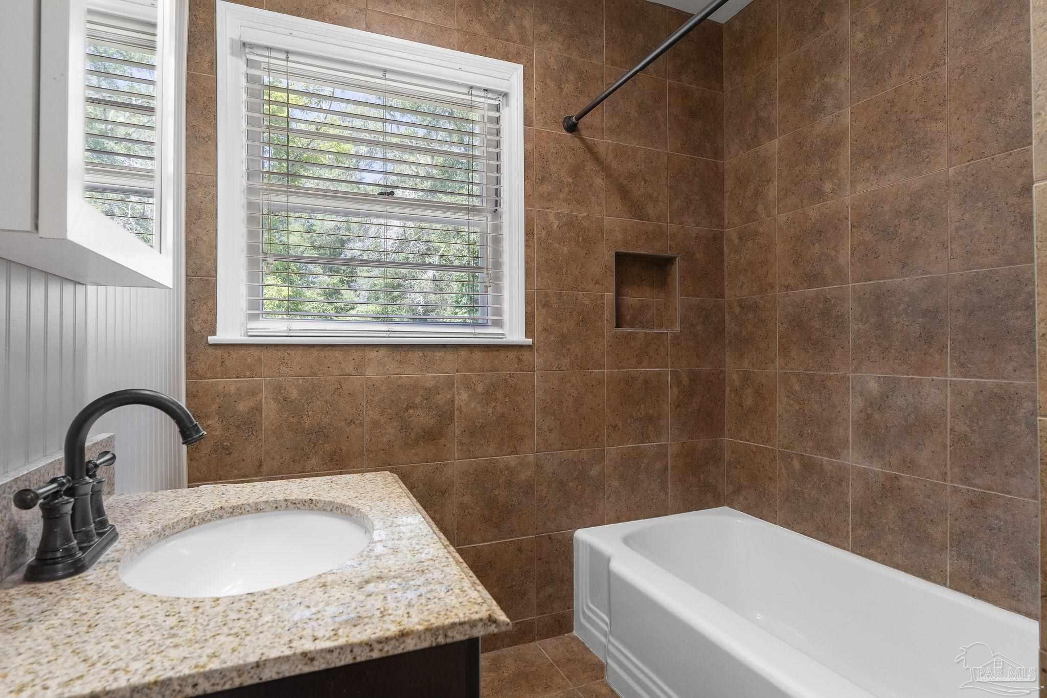 5589 Birch Street Milton, FL 32570 - Photo 20 of 71