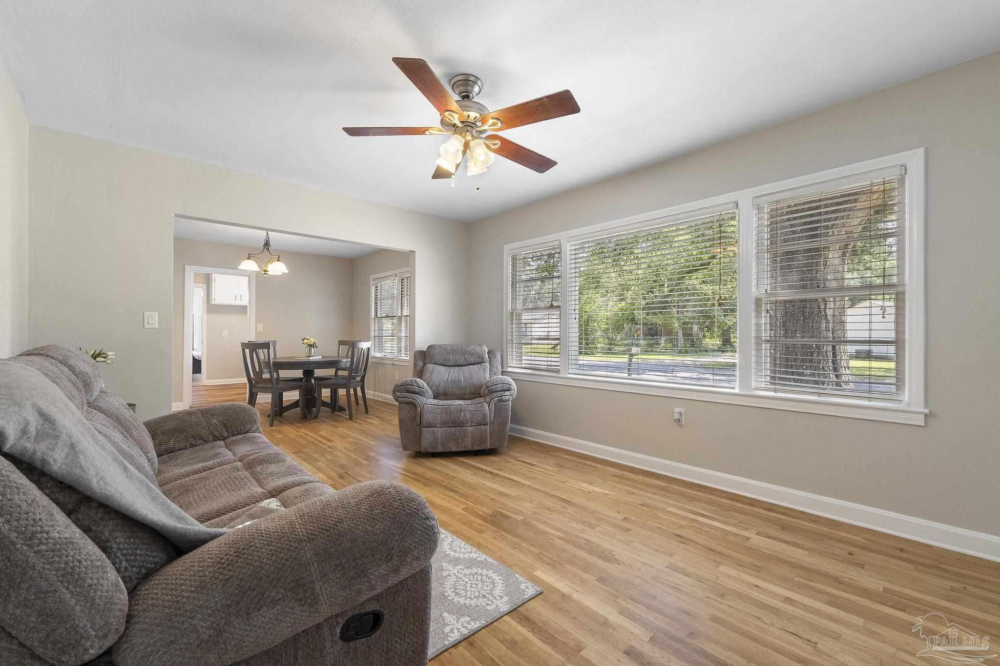 5589 Birch Street Milton, FL 32570 - Photo 4 of 71