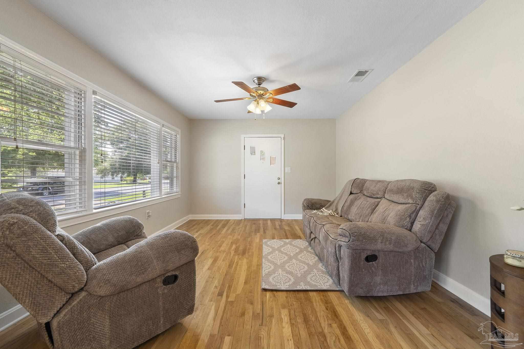 5589 Birch Street Milton, FL 32570 - Photo 5 of 71