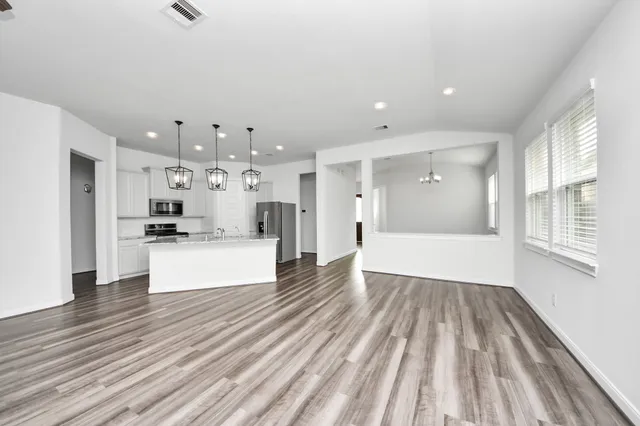 $2,500 | 8815 Arch Rock Drive, Cypress, TX 77433