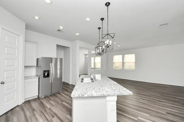 $2,500 | 8815 Arch Rock Drive, Cypress, TX 77433