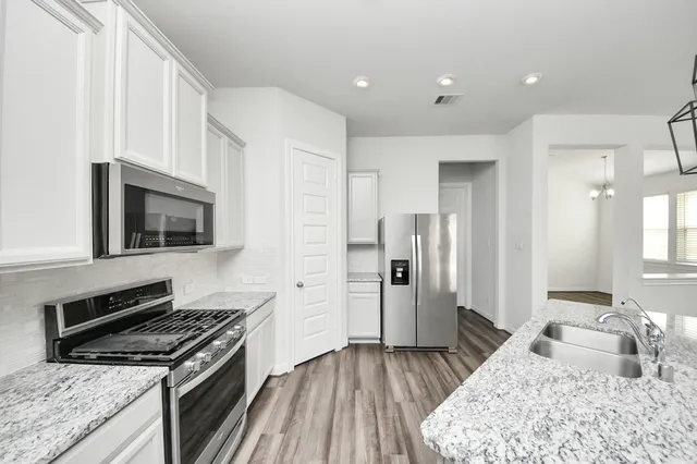 $2,500 | 8815 Arch Rock Drive, Cypress, TX 77433