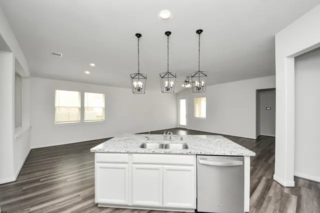 $2,500 | 8815 Arch Rock Drive, Cypress, TX 77433