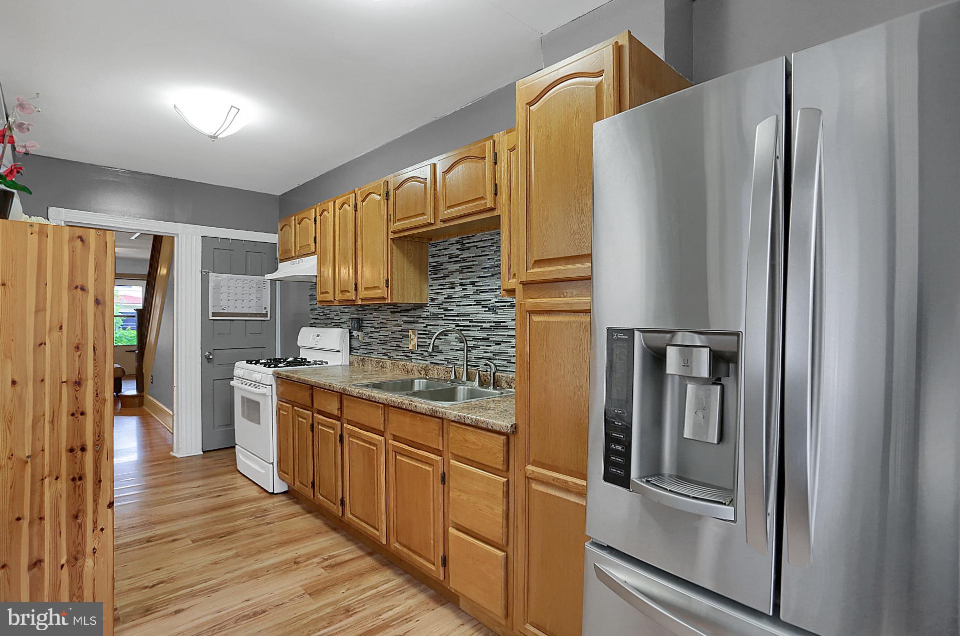 230 South 3rd Avenue Reading, PA 19611 - Photo 11 of 20