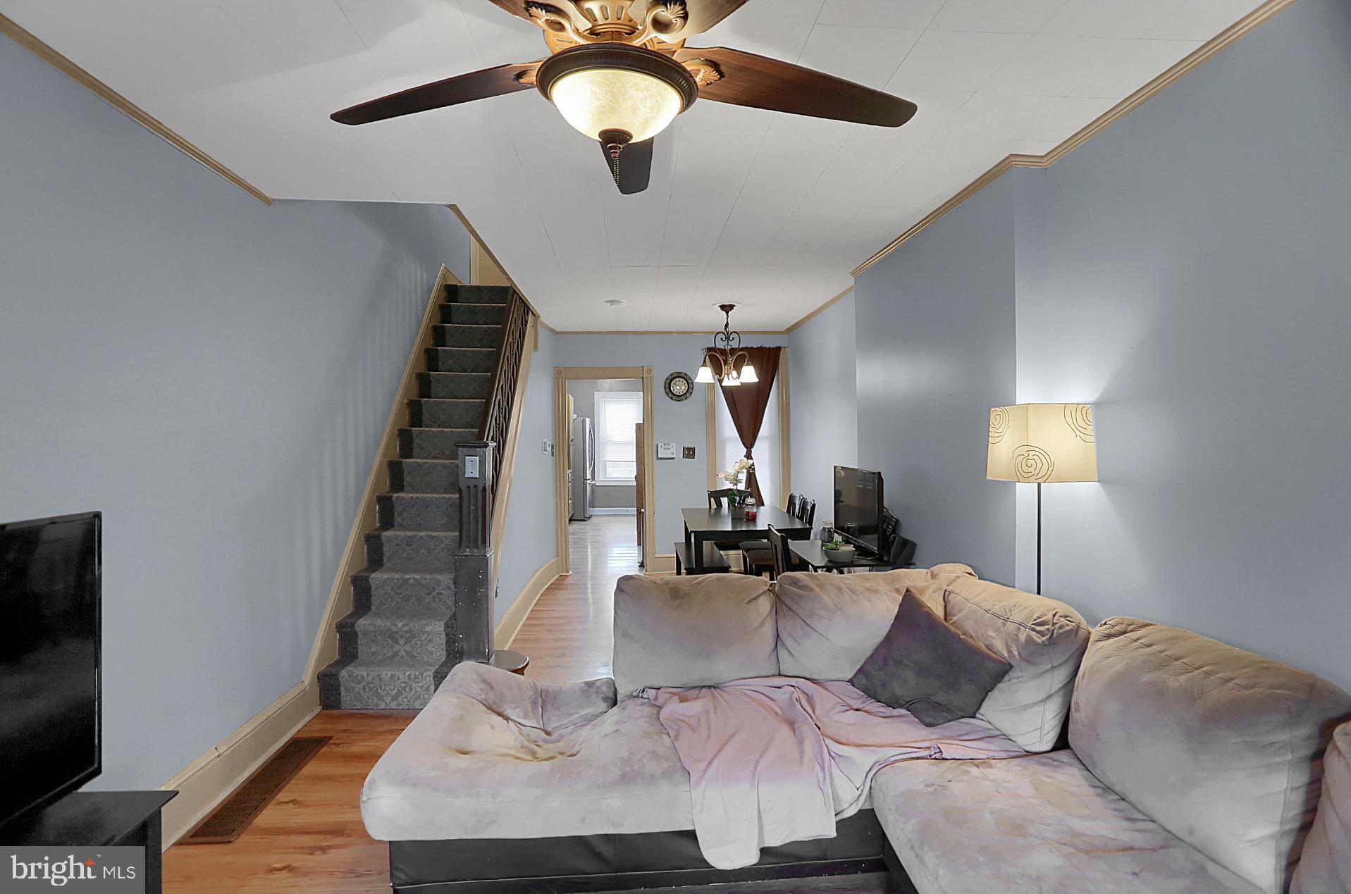 230 South 3rd Avenue Reading, PA 19611 - Photo 4 of 20