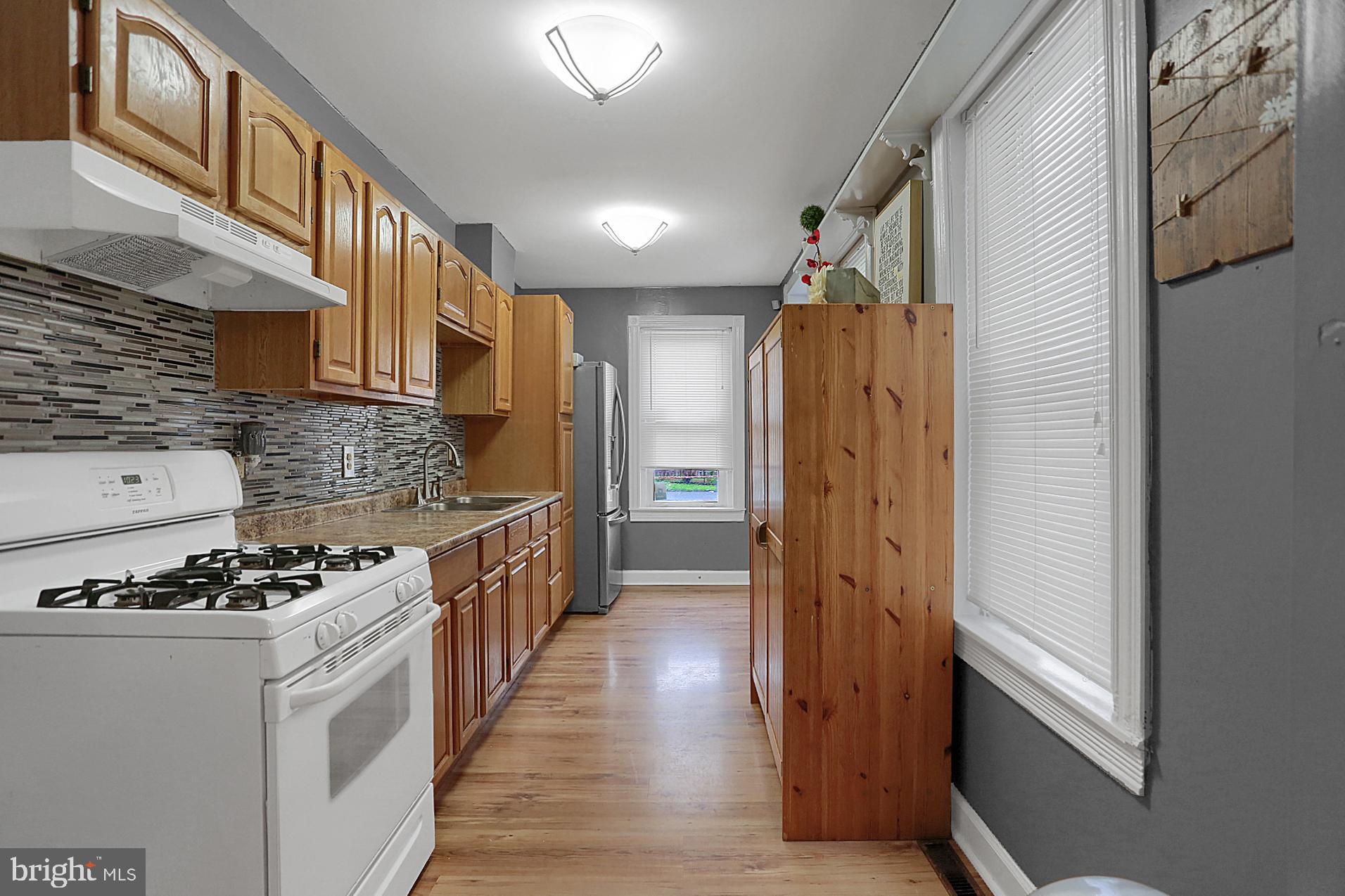 230 South 3rd Avenue Reading, PA 19611 - Photo 7 of 20