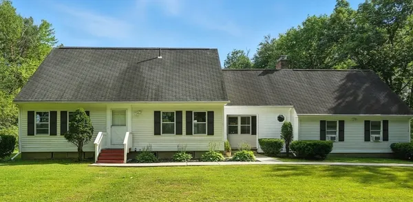 $760,000 | 178 West Pomeroy Lane, Amherst, MA 01002