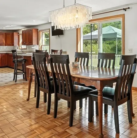 $760,000 | 178 West Pomeroy Lane, Amherst, MA 01002