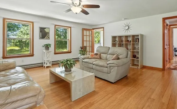 $760,000 | 178 West Pomeroy Lane, Amherst, MA 01002