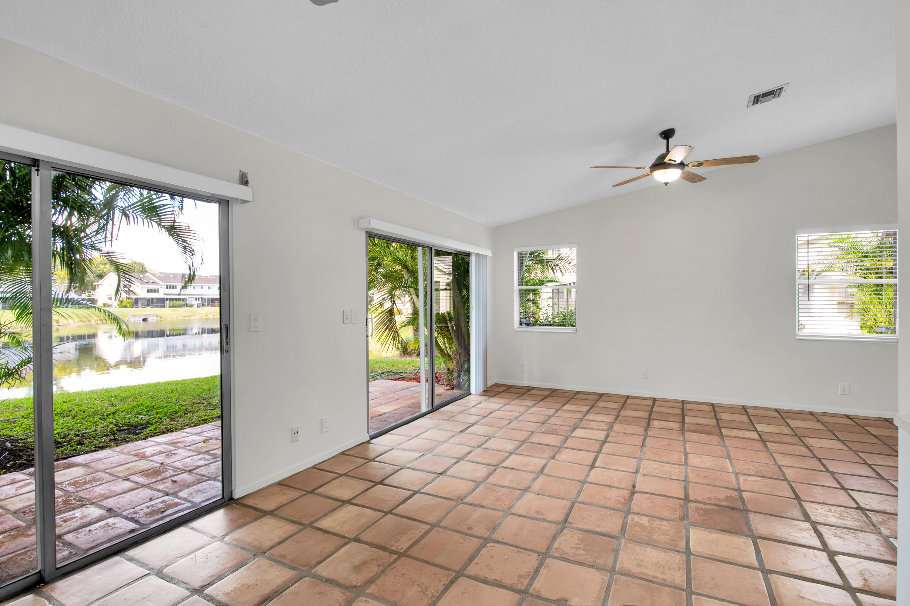 1893 Discovery Way Deerfield Beach, FL 33442 - Photo 13 of 43 1893-14