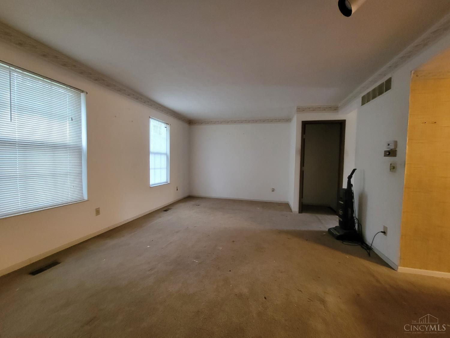 3824 Mack Road, Unit B Fairfield, OH 45014 - Photo 3 of 10