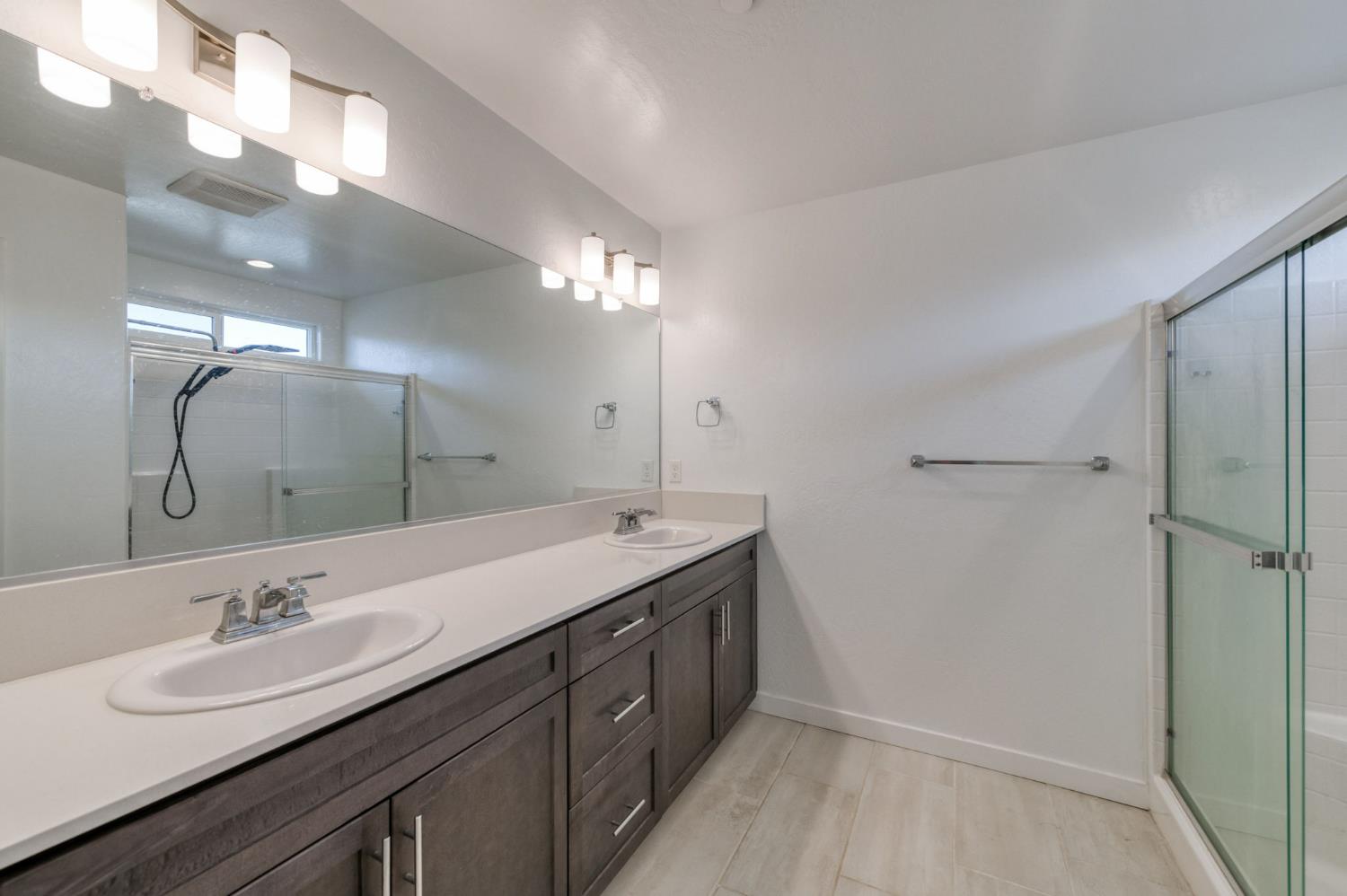 6137 West Richert Avenue Fresno, CA 93723 - Photo 17 of 21