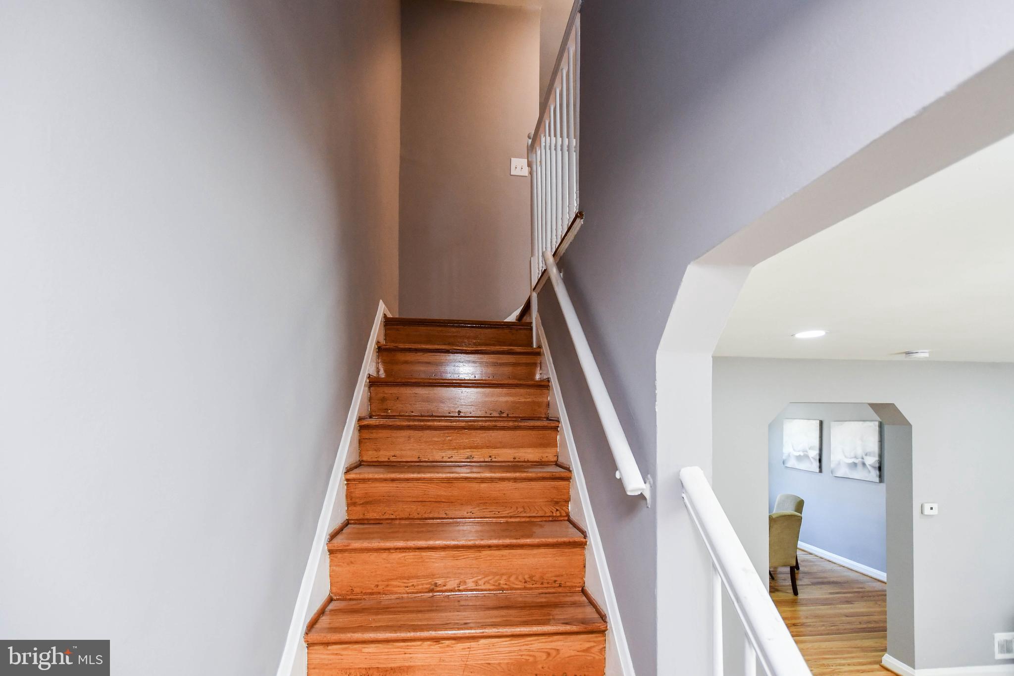 1028 Evesham Avenue Baltimore, MD 21212 - Photo 23 of 49 a view of entryway