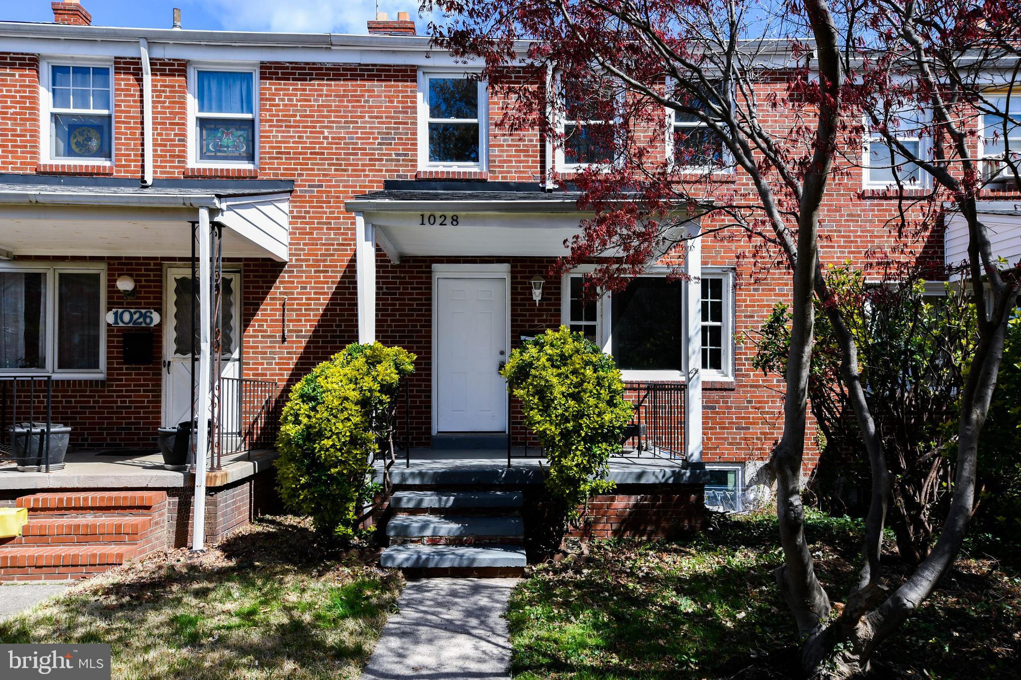 1028 Evesham Avenue Baltimore, MD 21212 - Photo 4 of 49 front view of a house