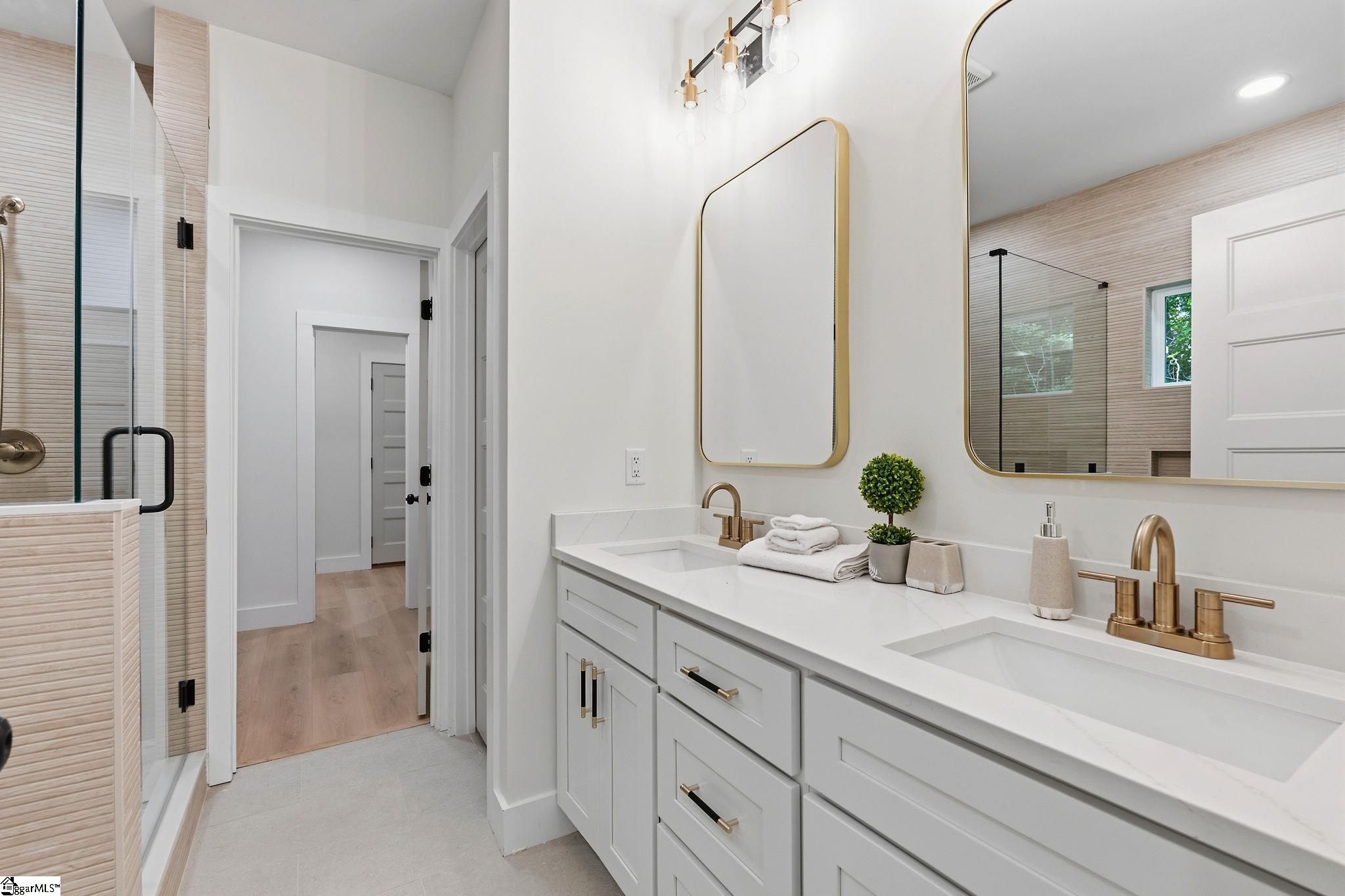 406 Point Road Westminster, SC 29693 - Photo 23 of 45