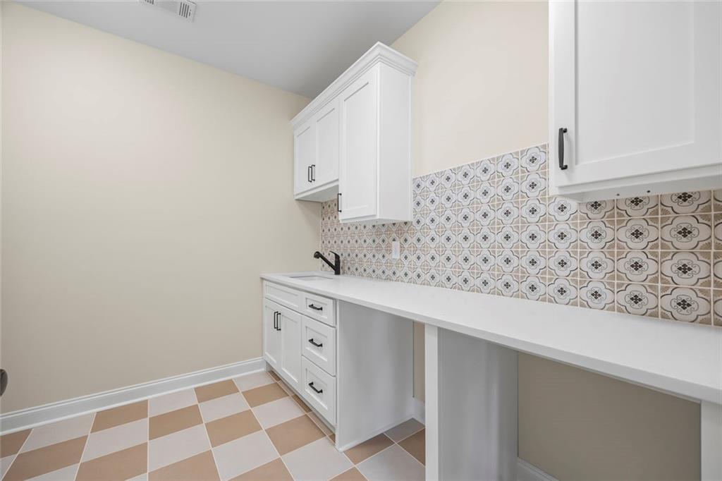 810 Hampton Monroe, GA 30656 - Photo 91 of 110