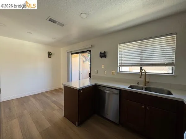 $2,500 | 2283 Renwick Lane, Antioch, CA 94509