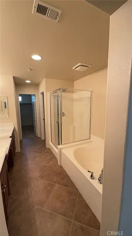 $2,300 | 30505 Canyon Hills Road, Unit 2102, Lake Elsinore, CA 92532