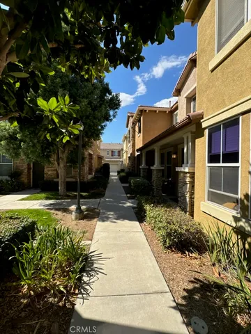 $2,300 | 30505 Canyon Hills Road, Unit 2102, Lake Elsinore, CA 92532