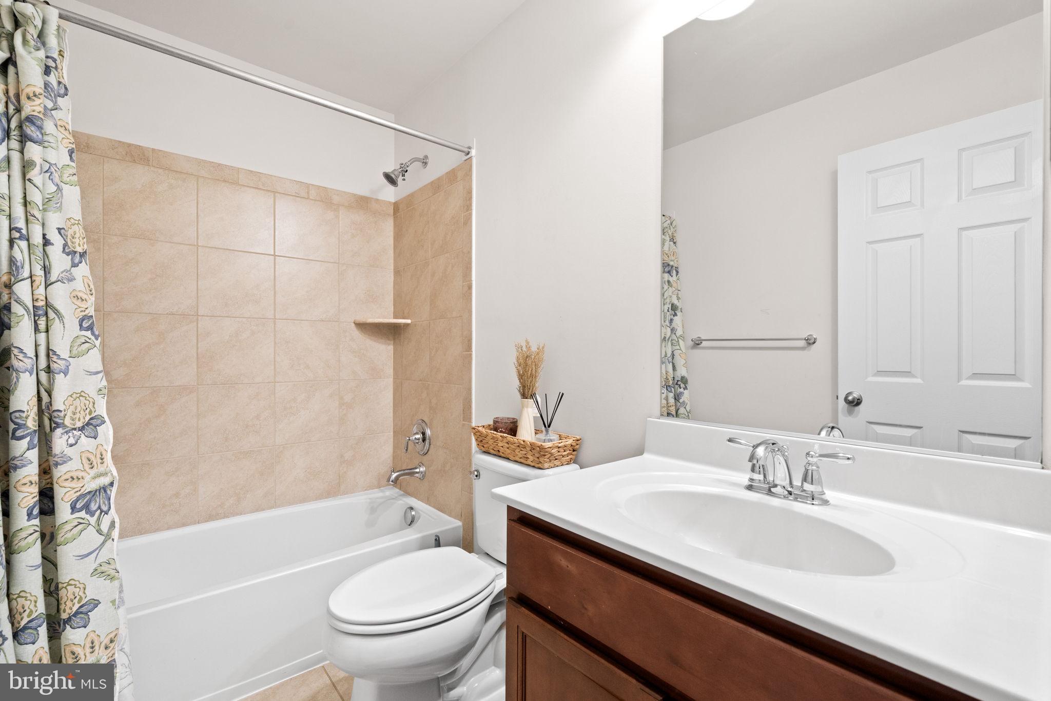 15801 Aerial View Road Woodbridge, VA 22193 - Photo 10 of 38