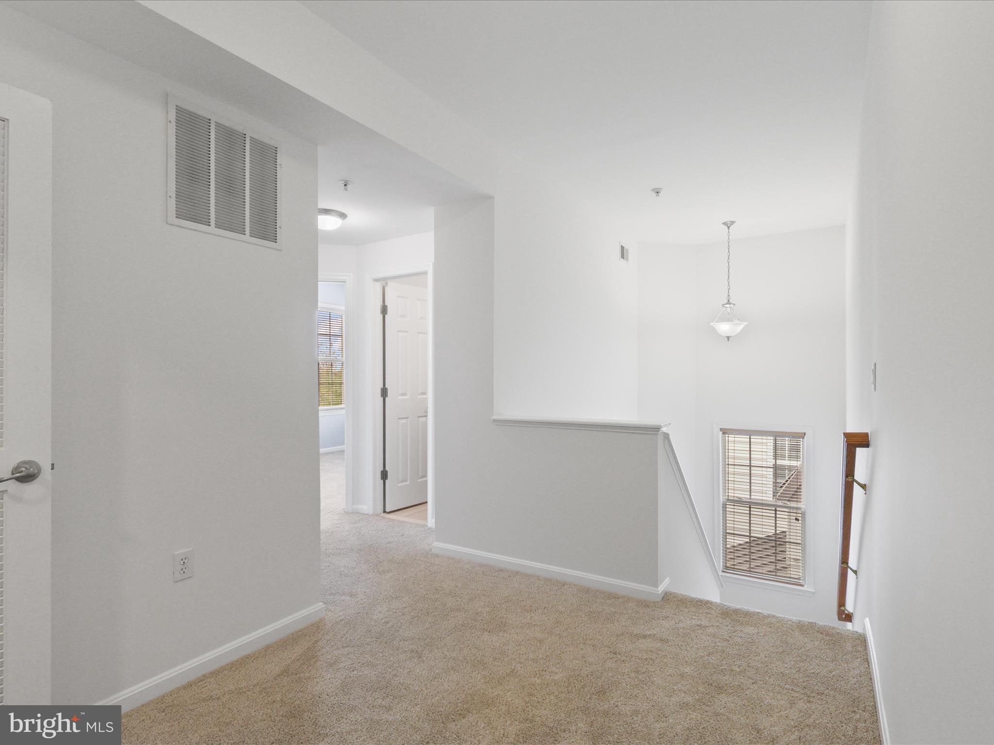 14592 Kylewood Way Gainesville, VA 20155 - Photo 31 of 60