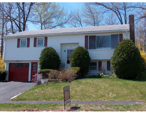 5 Green Farms Road Worcester, MA 01605 - Photo 2 of 14 Gallery Image 2